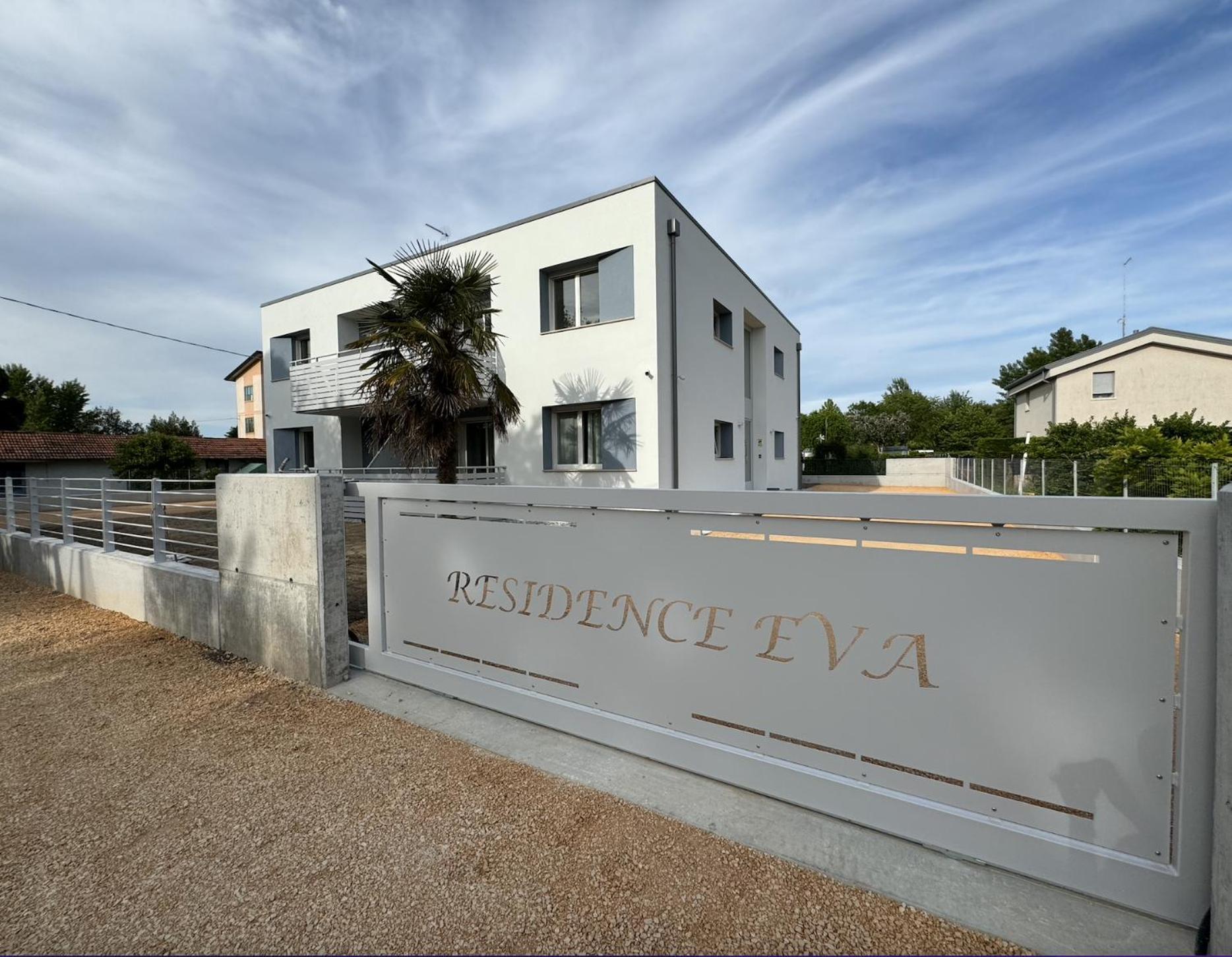 Residence Eva - Carraro Immobiliare Jesolo - Family Apartments Cavallino-Treporti Exterior photo
